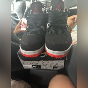 Jordan bred 4’s